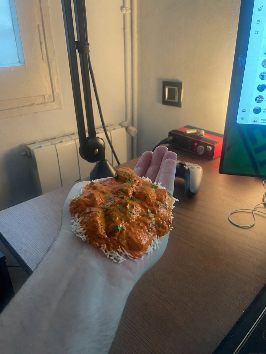 鸡肉玛萨拉马克杯桌面照片 - 2